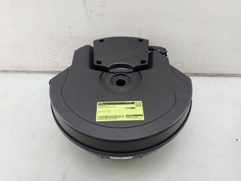 SUBWOOFER Renault Kadjar (RFEH) (01-2015/-) (|281708976R|), Renault, Utilisé, Peter-Huppertz-Straße 5
51063  Köln, DE, Dialog.deutschland@renault.de