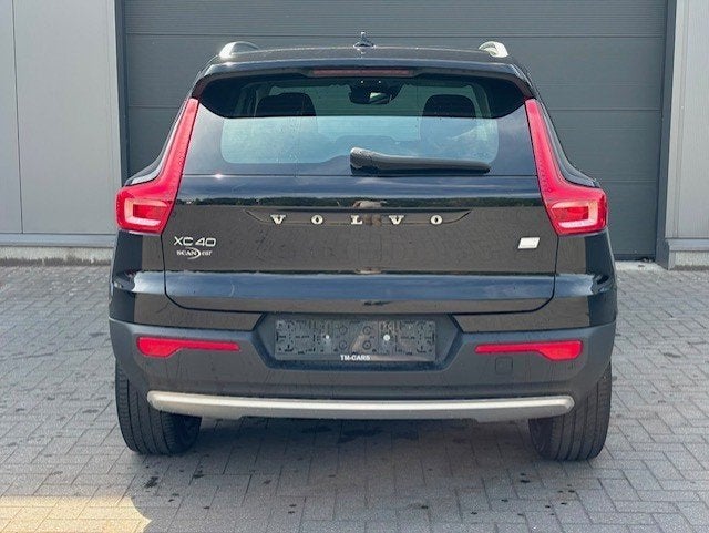 Volvo XC40 hybride, Autos, Volvo, Détection des panneaux routiers, Achat, Euro 6, Entreprise