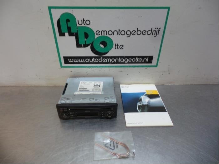 Radio CD Speler van een Opel Movano (Movano 00-), Gebruikt, -, -, Opel