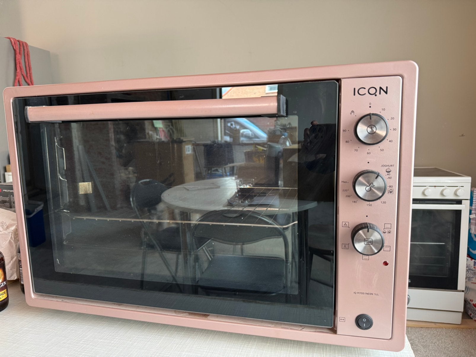 Roze vrijstaande oven te koop., Ophalen, Zo goed als nieuw, Oven