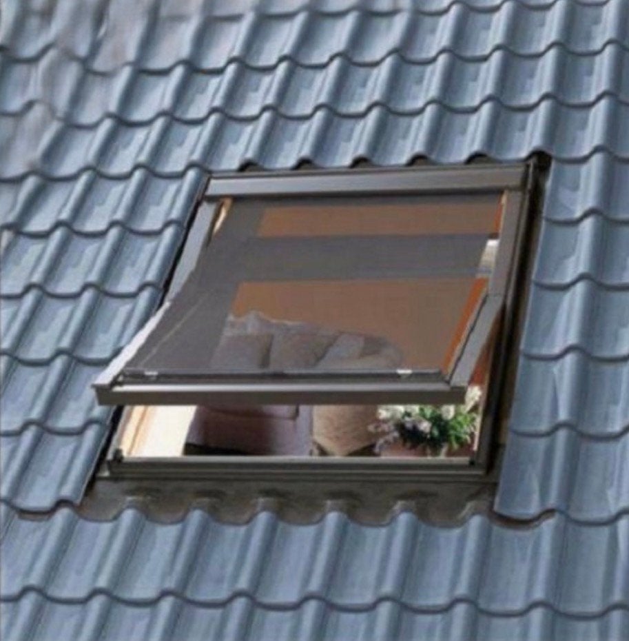 Buitenzonnewering Velux, Doe-het-zelf en Bouw, Rolluiken, Ophalen, Zo goed als nieuw