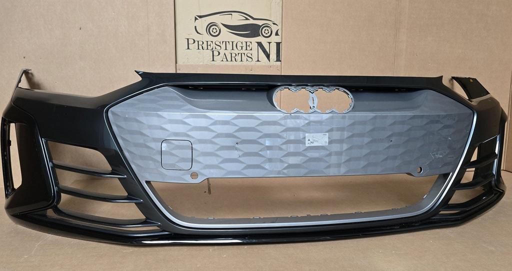 Voorbumper Audi E-tron GT RS QUATTRO ORIGINEEL 4J3807221 PDC, Gebruikt, -, Voor, Bumper