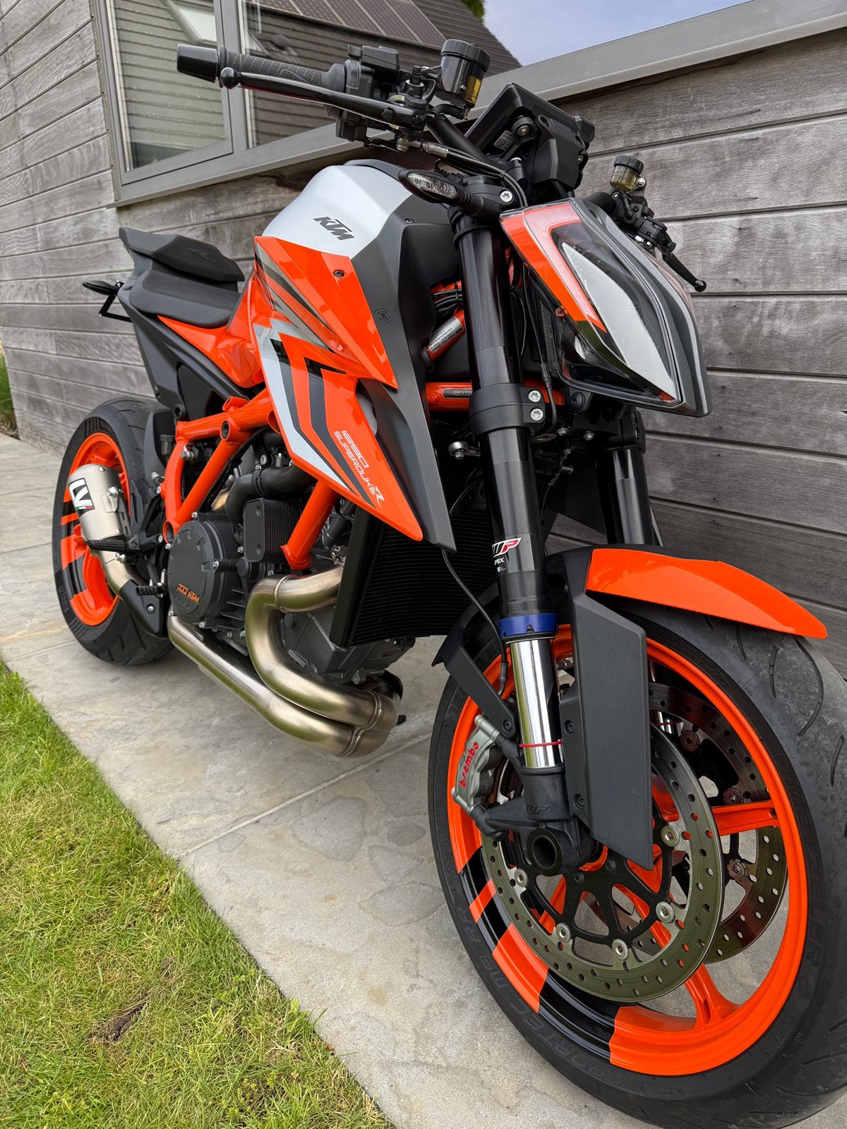 KTM Superduke 1290R EVO 2022 - 8040km - 1j garantie!, 2 cilinders, Traction Control, Occasion, Motorrijbewijs A