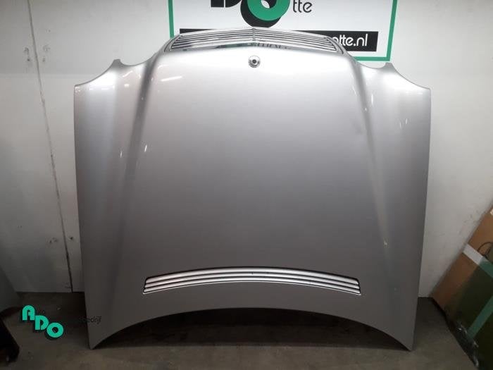 Capot d'un Mercedes E-Klasse (E-Klasse 95-) (744), 3 mois de garantie, Utilisé, -, Capot moteur