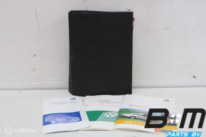 Instructieboekje met serviceplan Duits VW Passat B6 ., Autos : Pièces & Accessoires, Autres pièces automobiles, Utilisé