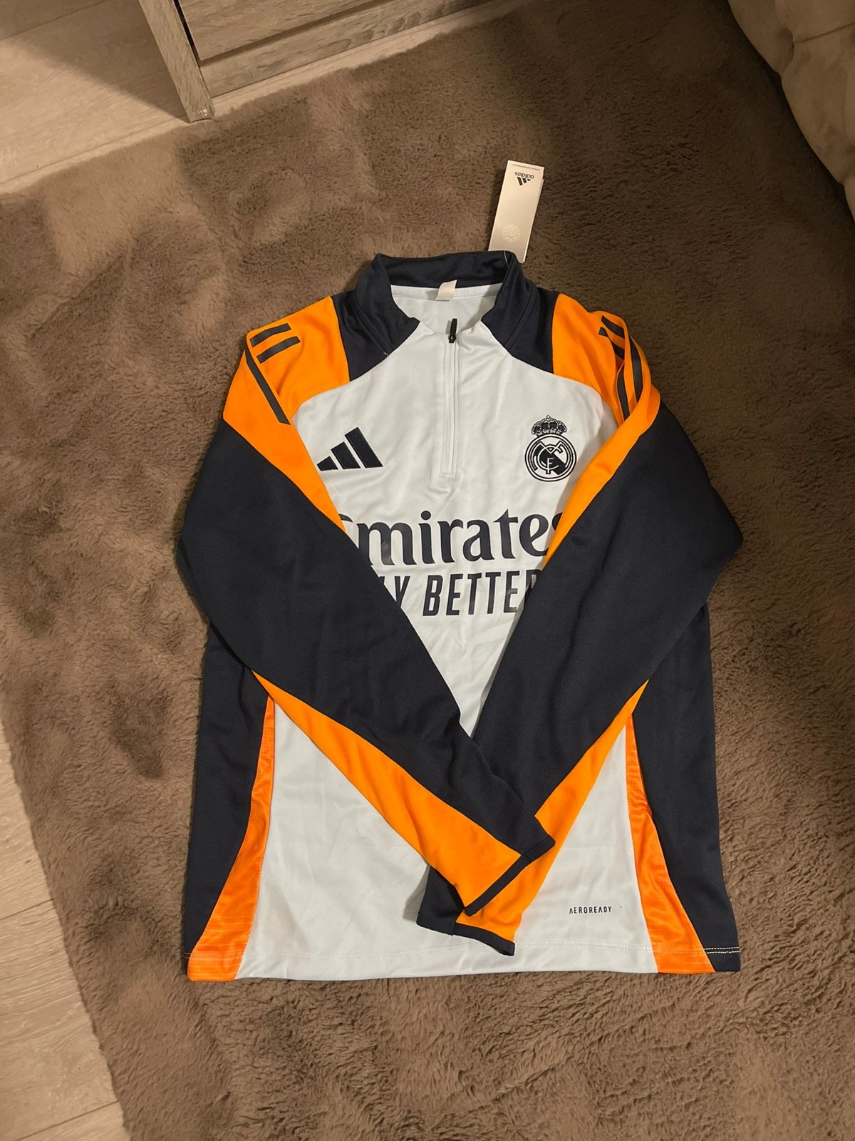Survêtement / Survêt Real Madrid Adidas 2024/2025, Enlèvement ou Envoi, Comme neuf, Survêtement