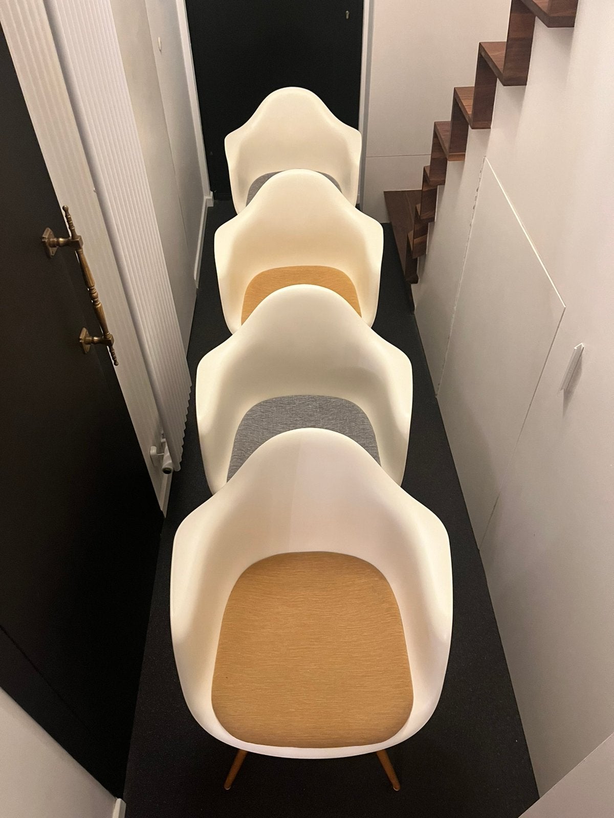 Set van 4 originele Vitra Eames DAW stoelen, Huis en Inrichting, Ophalen, Wit, Zo goed als nieuw, Vier