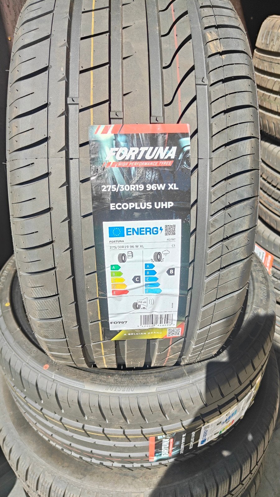 275/30r19 96w fortuna 90€ per stuk met montage en balanceren