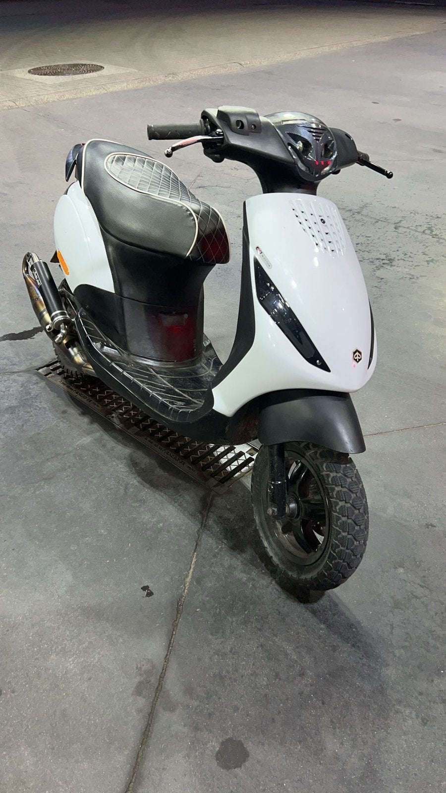 Zip 50cc 2t, Ophalen, Zo goed als nieuw, Zip
