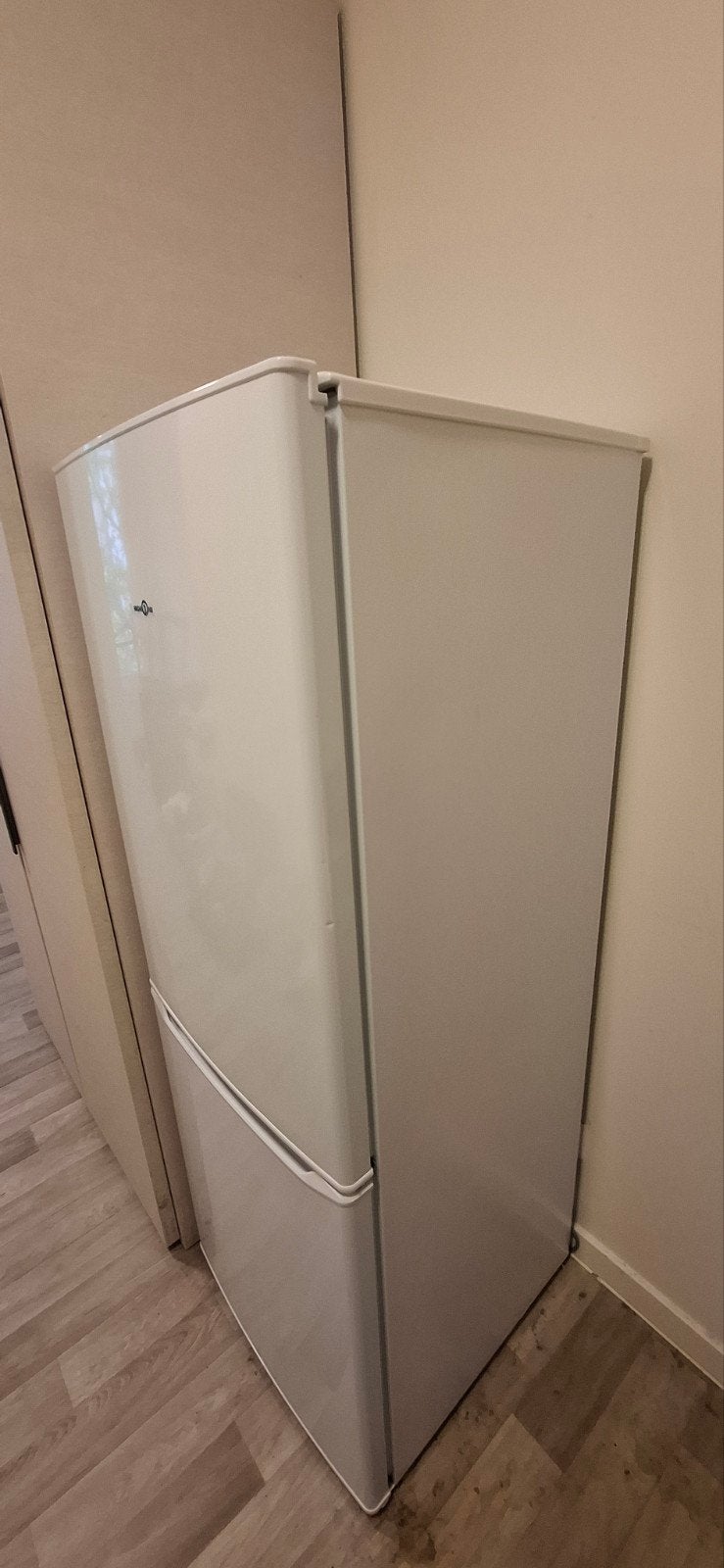 HIGH ONE combikoelkast, Ophalen, 200 liter of meer, Zo goed als nieuw, 140 tot 160 cm