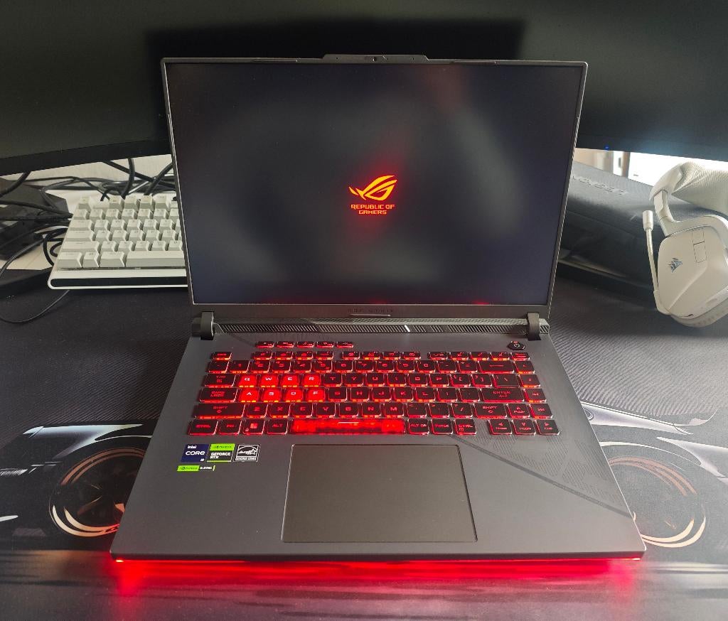 Asus rog strix g16 laptop 4070 240 hz te ruil/te koop, Computers en Software, Ophalen, Zo goed als nieuw, 16 GB, Gaming