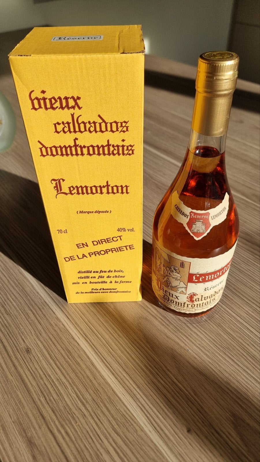 Vieux Calvados domfrontais lemorton reserve, Collections, Neuf, Pleine, Enlèvement, Autres types
