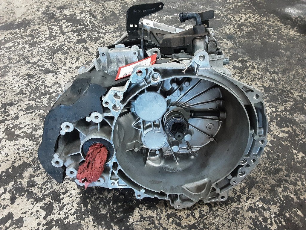 VERSNELLINGSBAK SCHAKEL Land + Range Rover (GJ3R7002BC), Mevr. I. Hauben, Rue de l'Espoir 34 34
4030  GRIVEGNÉE, BE, Info@Collignon.be