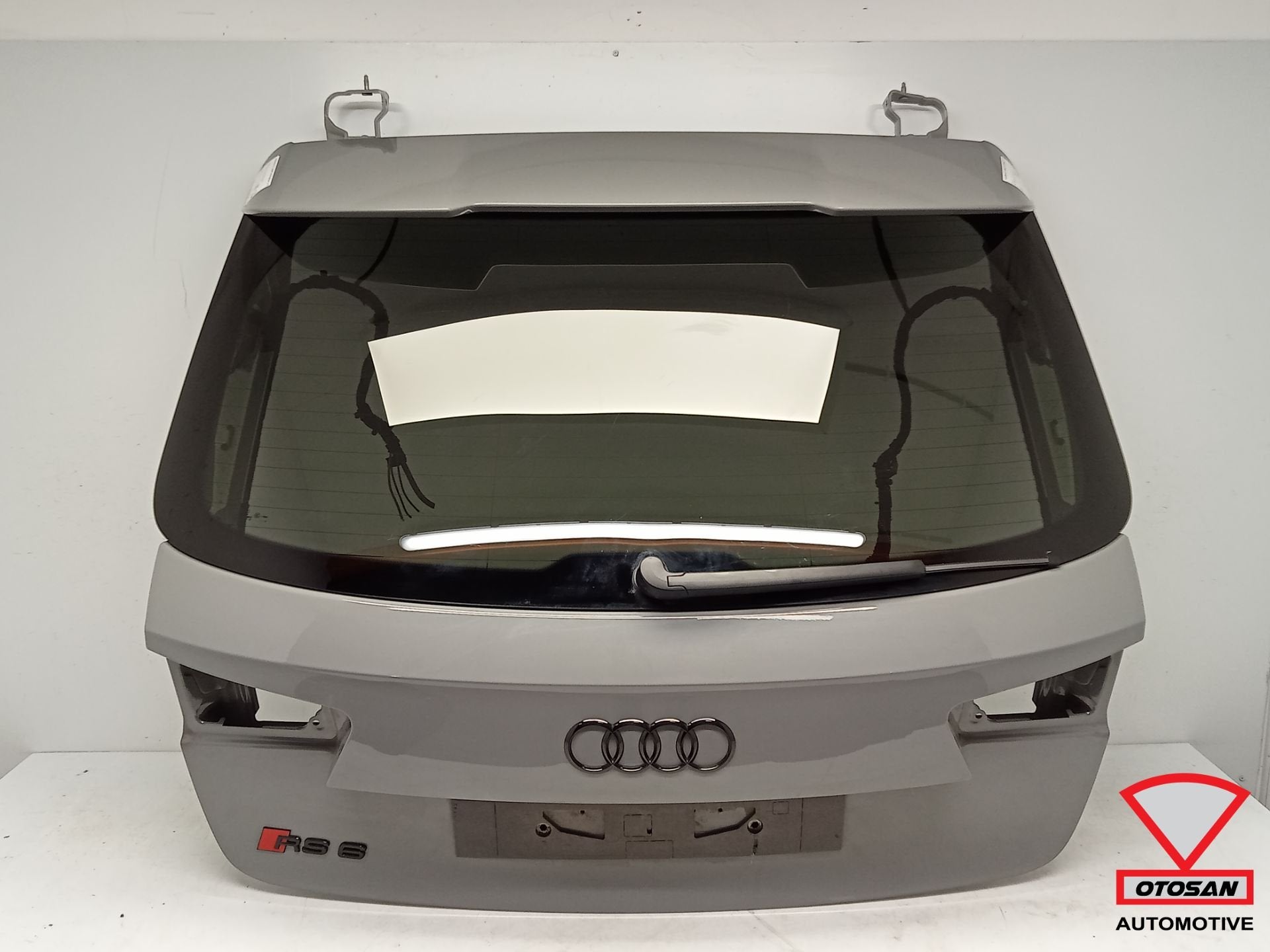 Audi RS6 C7 4G Facelift Avant Achterklep LY7C Origineel!, Auto-onderdelen, Gebruikt, AUDI AG, Auto-Union-Strasse 1
85045  Ingolstadt, DE
