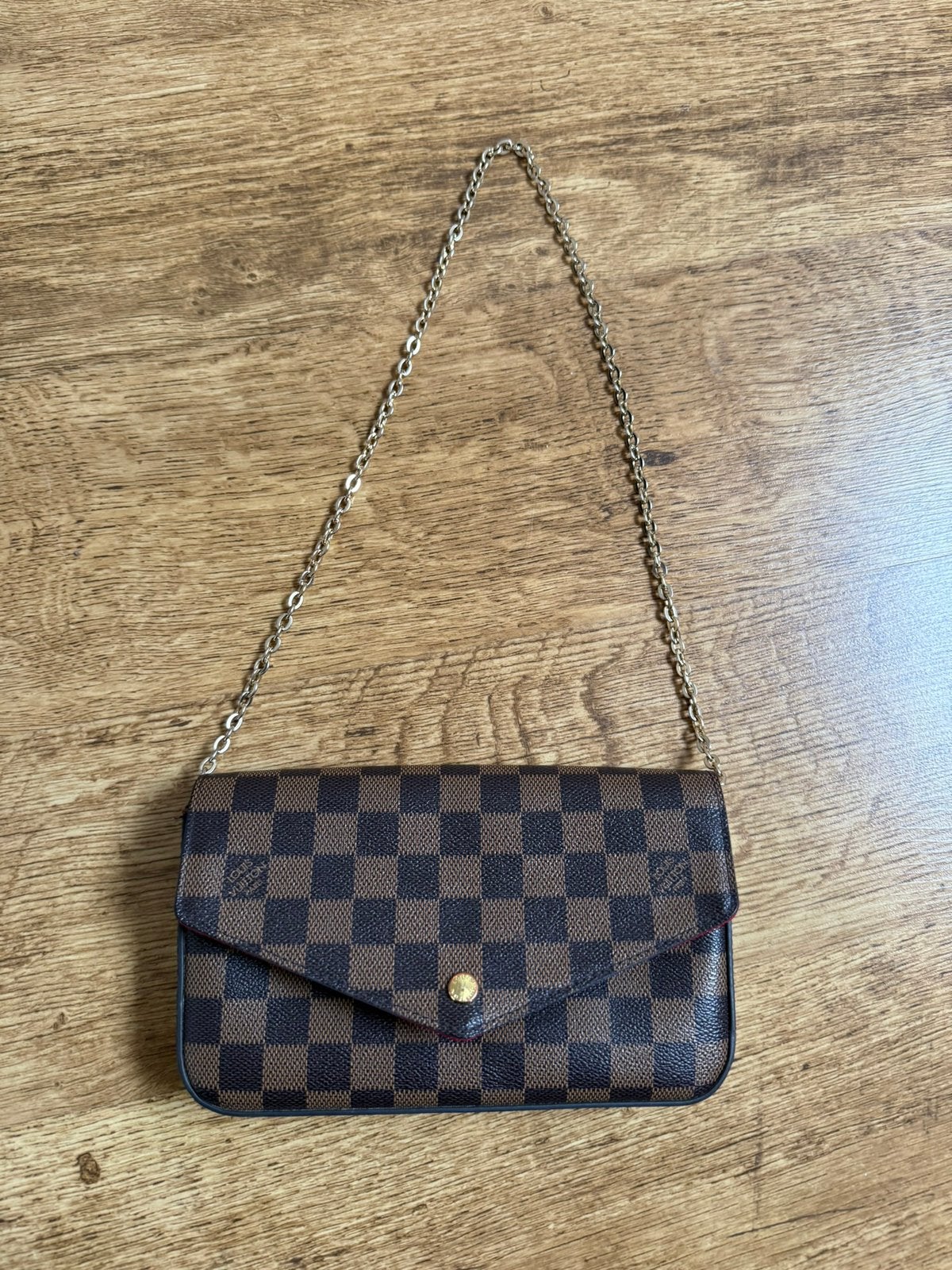 Pochette Louis Vuitton Felicie, Envoi, Comme neuf