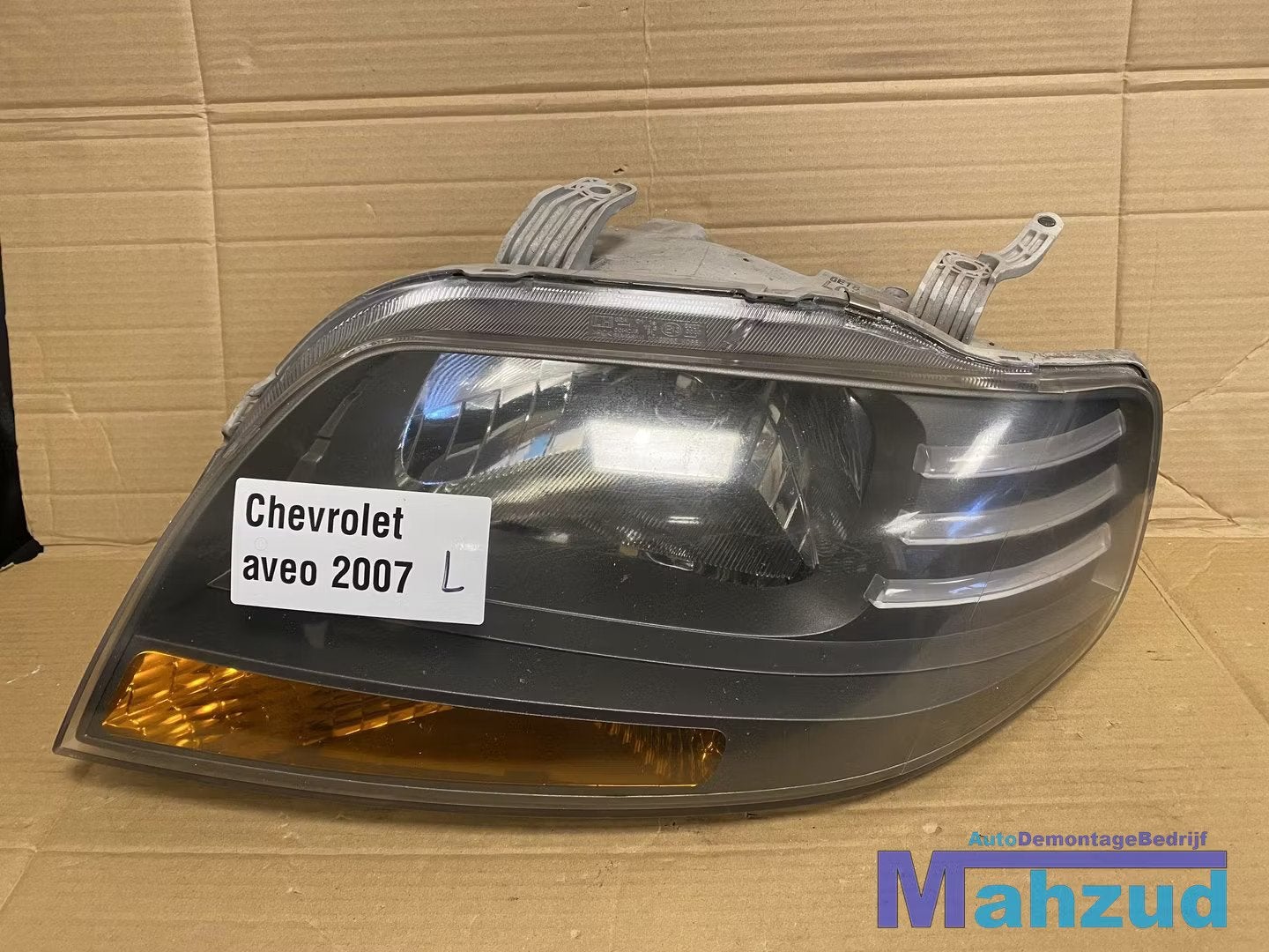 CHEVROLET AVEO Links koplamp, Info@gm.com, Chevrolet, Utilisé, Renaissance Center 300
48265  Detroit