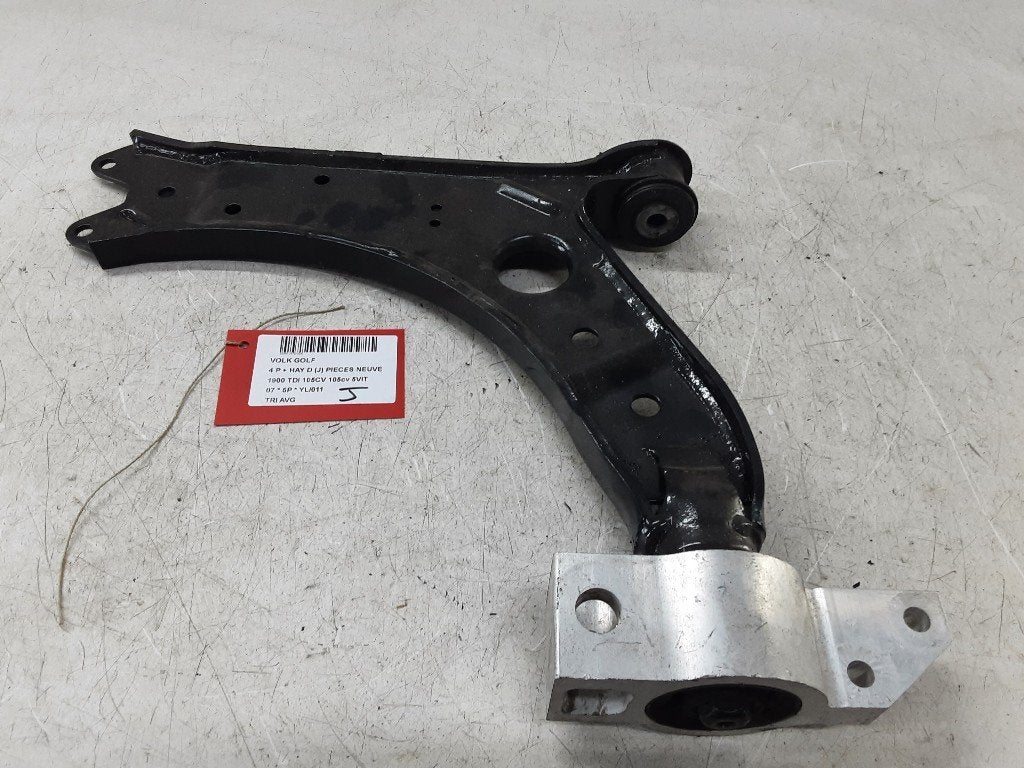 BRAS DE SUSPENSION AVANT GAUCHE (TRIANGLE) Golf V (1K1), Volkswagen, Mevr. I. Hauben, Utilisé, Rue de l'Espoir 34 34
4030  GRIVEGNÉE, BE