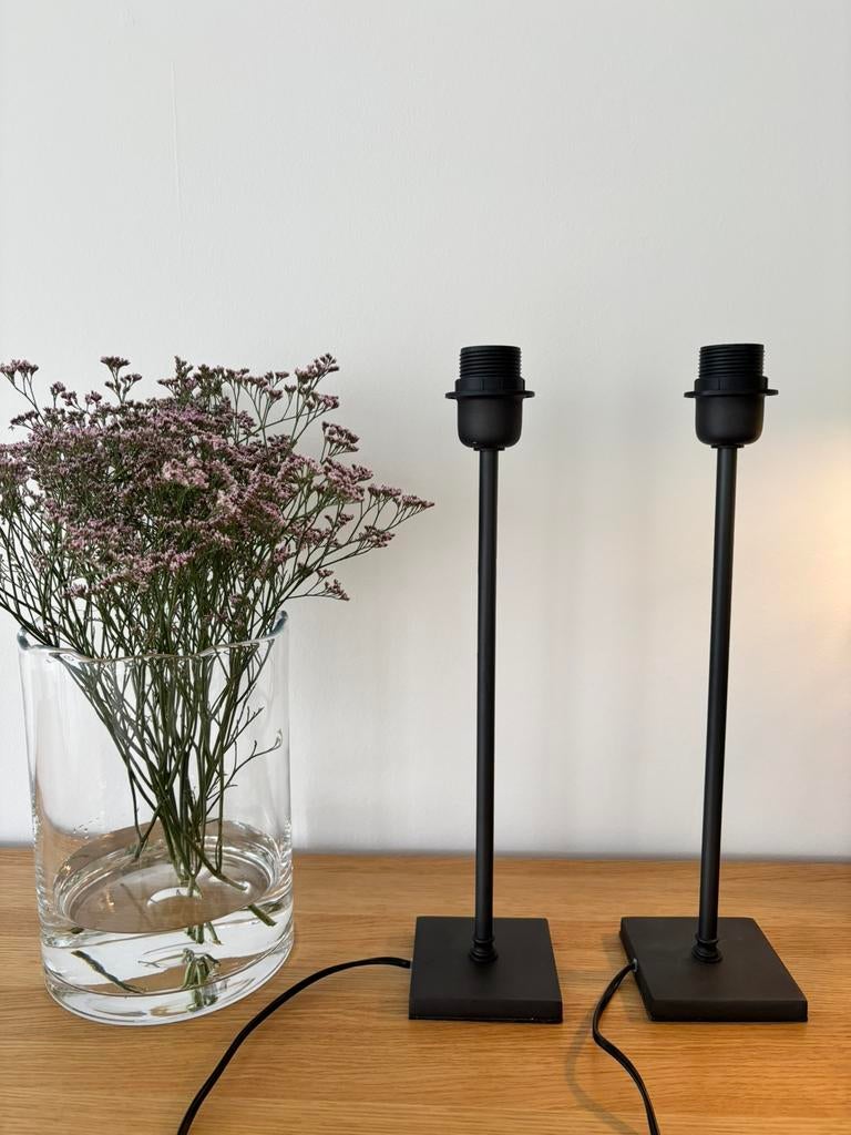 Pied de lampe de table en acier noir, Moins de 50 cm, Comme neuf, Enlèvement, Landelijk strak