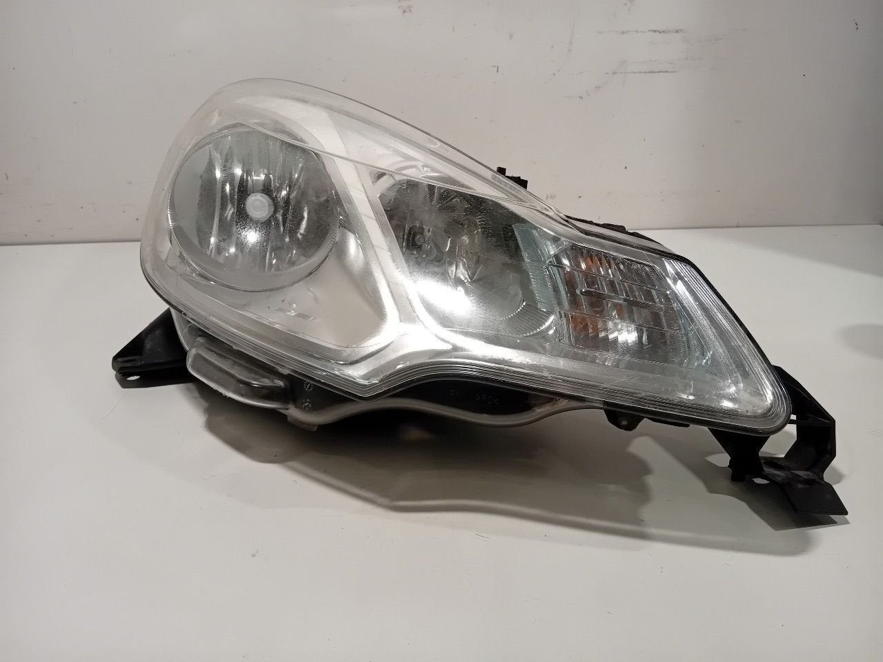 Koplamp rechts Citroën C3, Onderdelen@venauto.nl, Van der Ven Autorecycling B.V., Gebruikt, Ettenseweg 76, 4706 PB Roosendaal, The Netherlands
