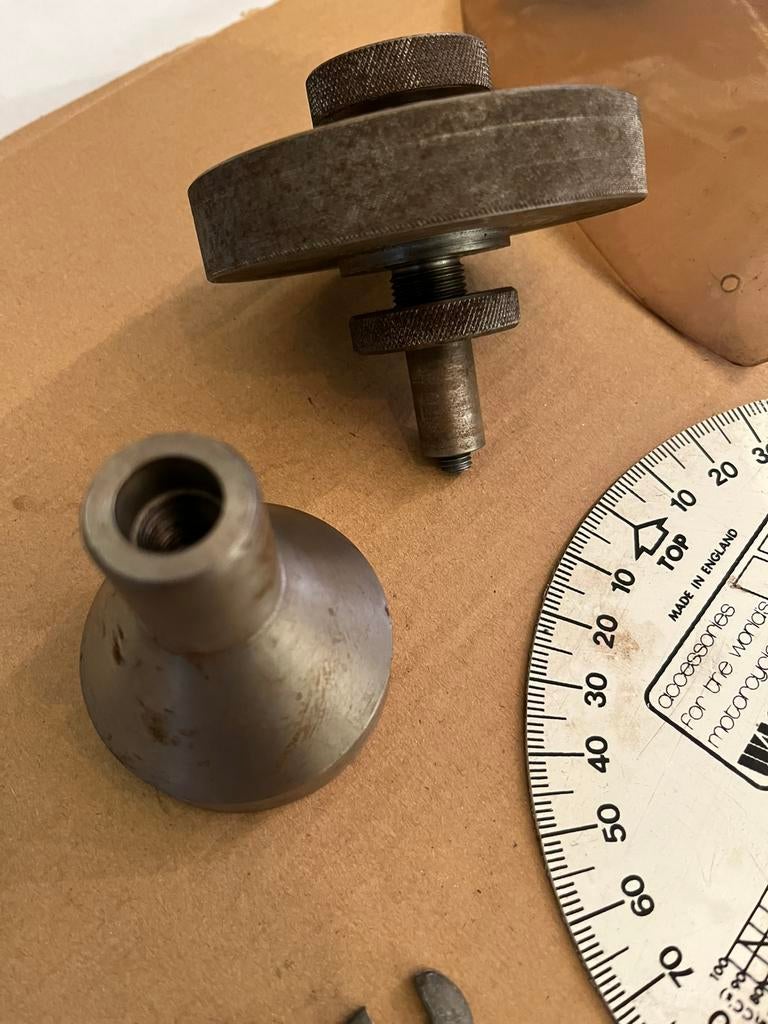 Ducati 250/350/450  TOOLS, Enlèvement ou Envoi