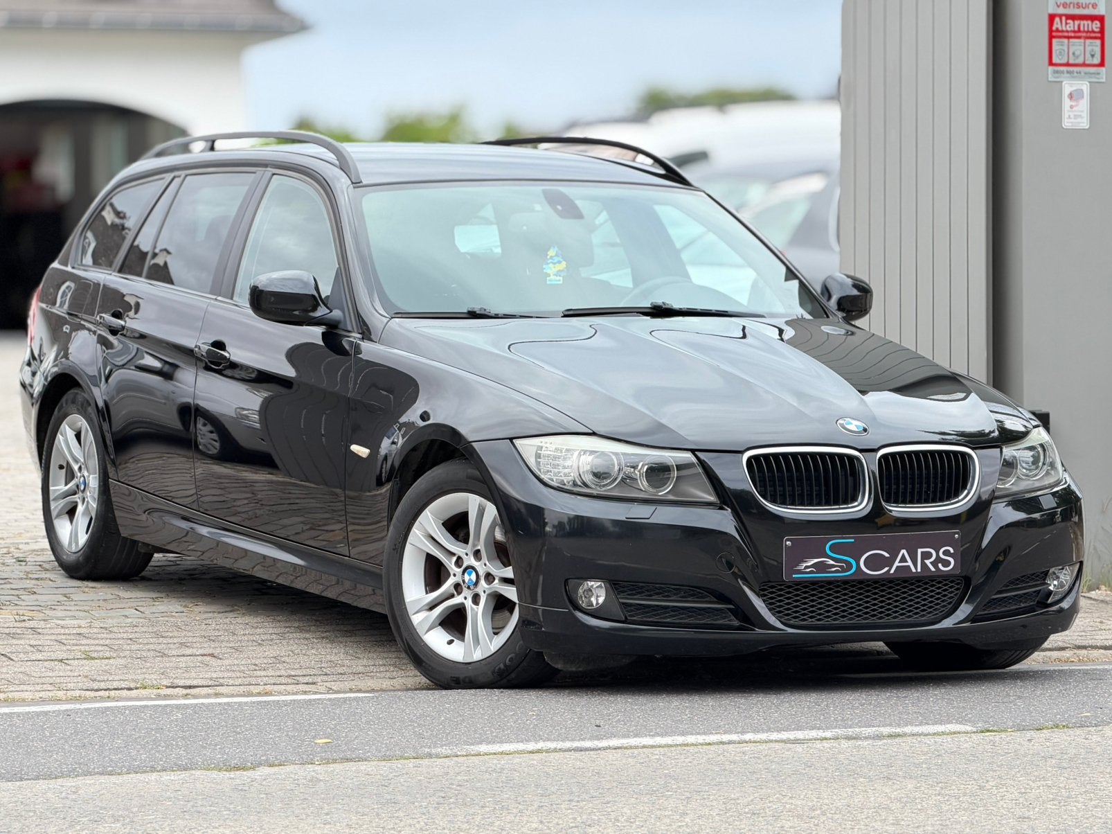 Bmw 318i Lci ** 118.000 km ** Euro5 **, Auto's, Euro 5, Achterwielaandrijving, 1995 cc, Zwart