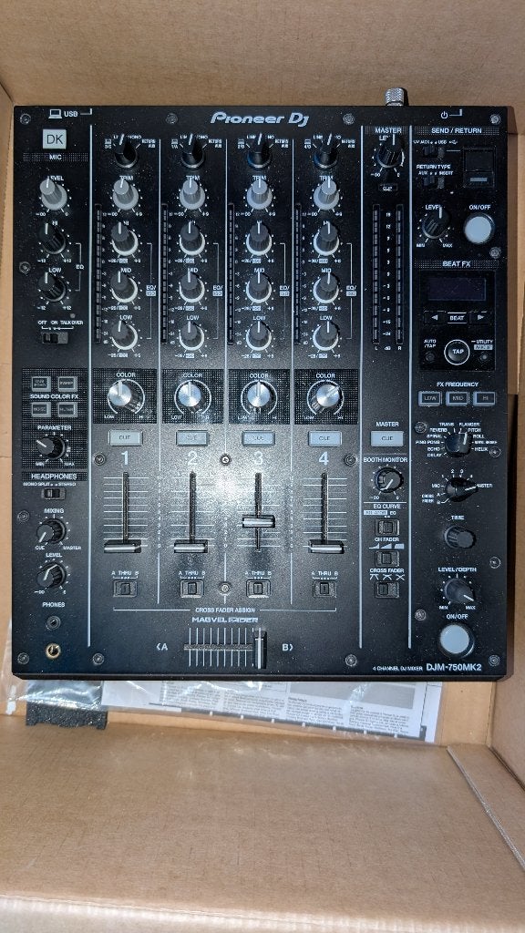 Pioneer DJM 750 MK2, Muziek en Instrumenten, Ophalen, Gebruikt, Minder dan 5 kanalen, Microfooningang