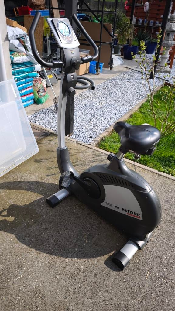 Vélo d'appartement bien lire l'annonce., Jambes, Enlèvement, Utilisé, Vélo d'appartement