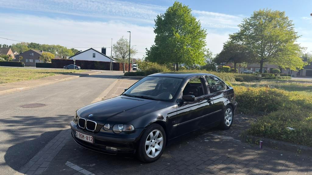 BMW E46 Compact 316ti 2003, Auto's, Zwart, 4 cilinders, 1796 cc, Zwart