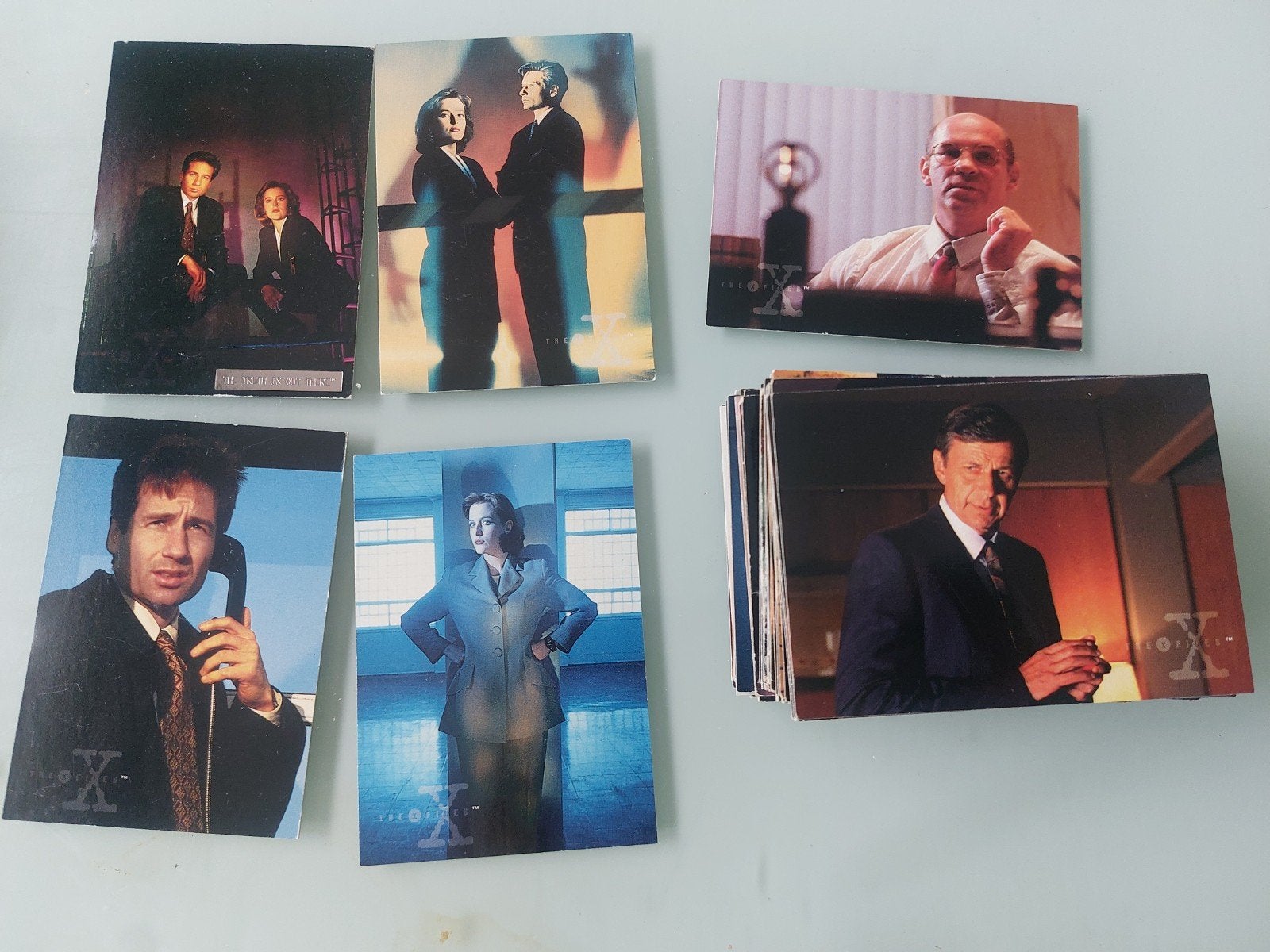 The X-files Trading cards Topps seizoen 1 en 2, Ophalen