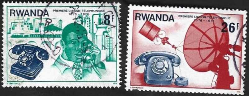 2 Postzegels Rwanda 1976 Eeuwfeest van de telefoon, Enlèvement ou Envoi, Autres pays, Affranchi
