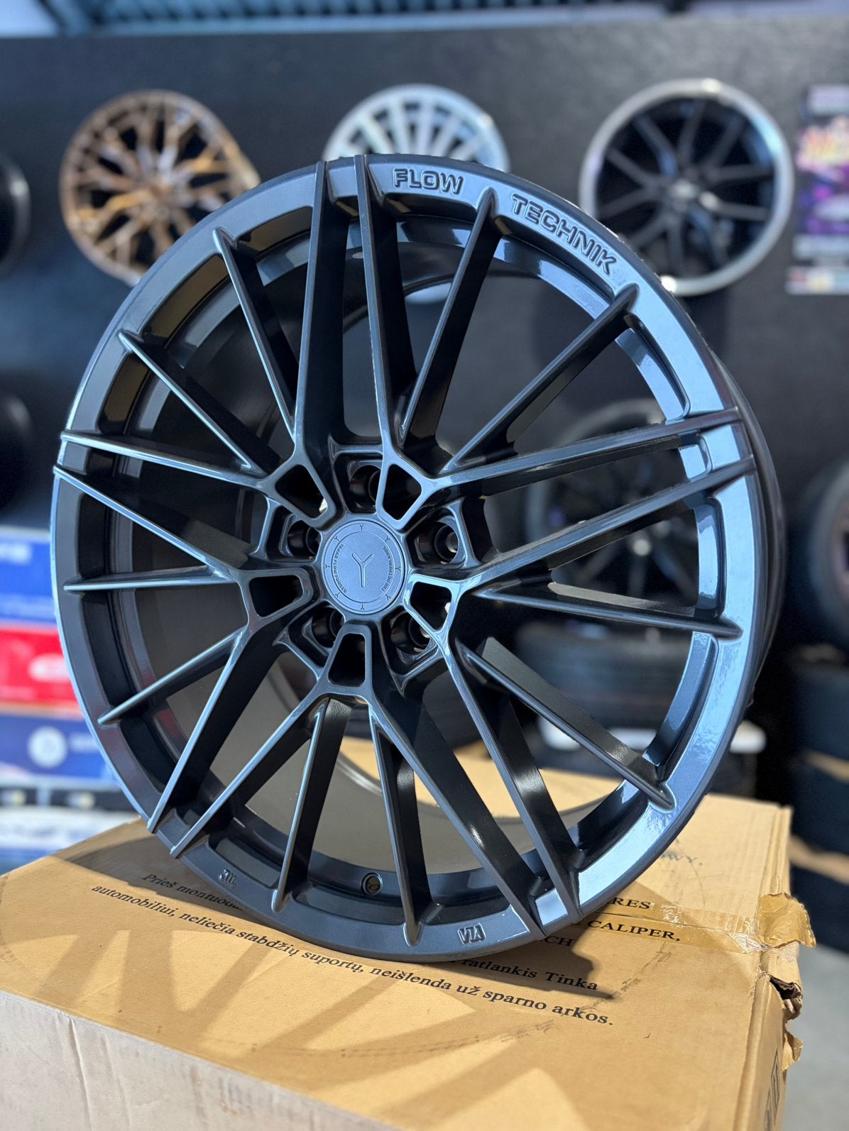 19” yanar wheels isp-32 antraciet dark, Ophalen