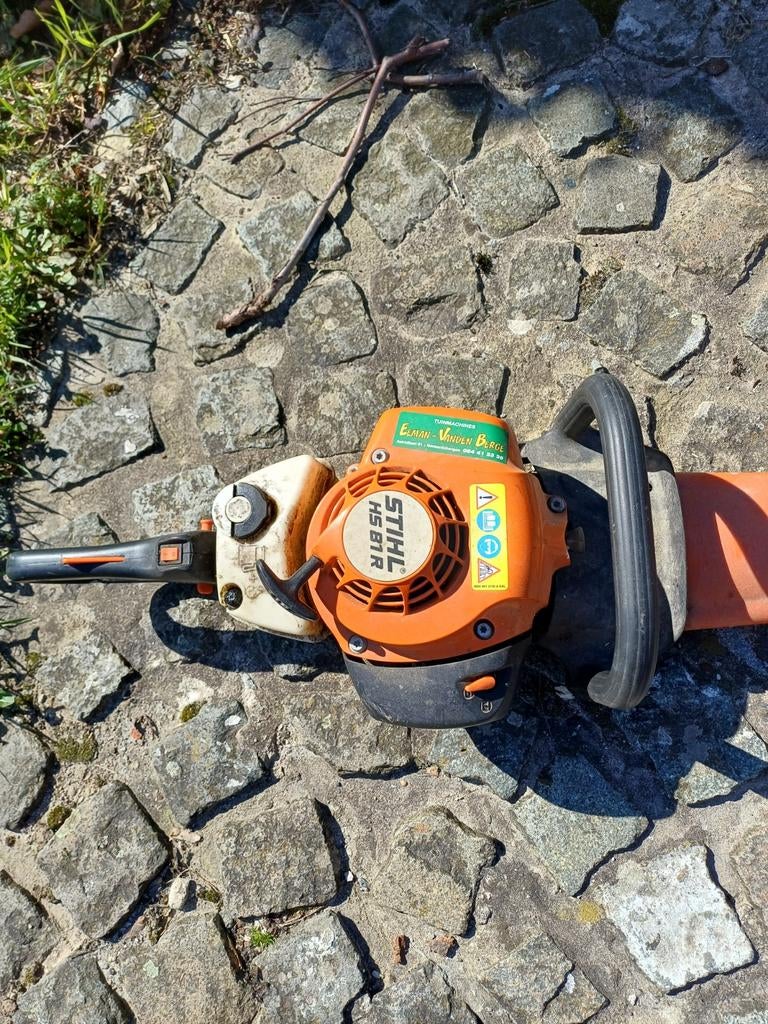 STHIL  SNOEISCHAAR, Tuin en Terras, Ophalen