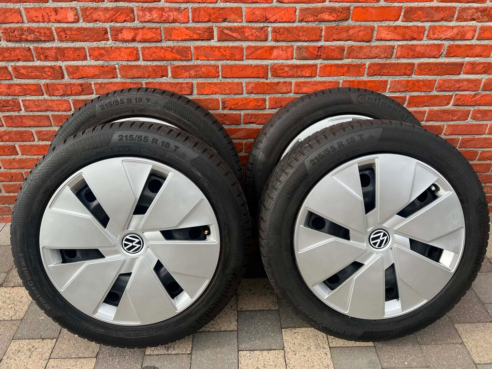 VOLKSWAGEN ID.3 WINTERSET 215/55/R18 CONTINENTAL, Auto-onderdelen, Banden en Velgen, Ophalen, 18 inch, Banden en Velgen, Winterbanden