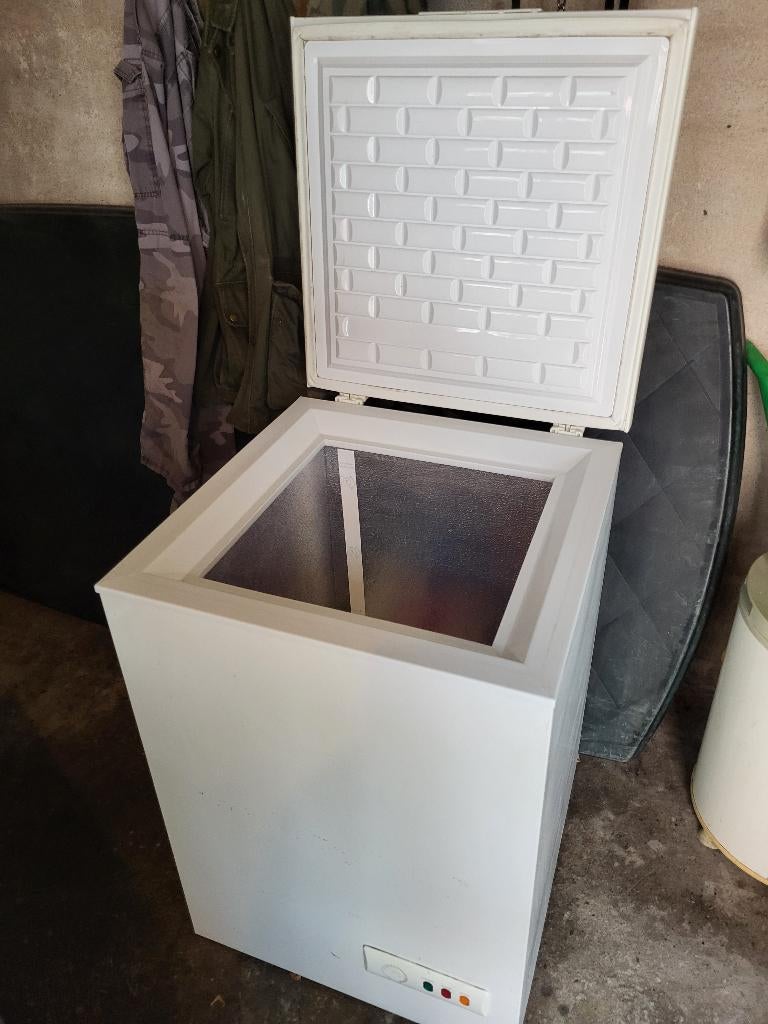 Vriezer vrieskist, Elektronische apparatuur, Vriezers en Diepvrieskisten, Ophalen, Vrieskist, Gebruikt, Minder dan 85 cm