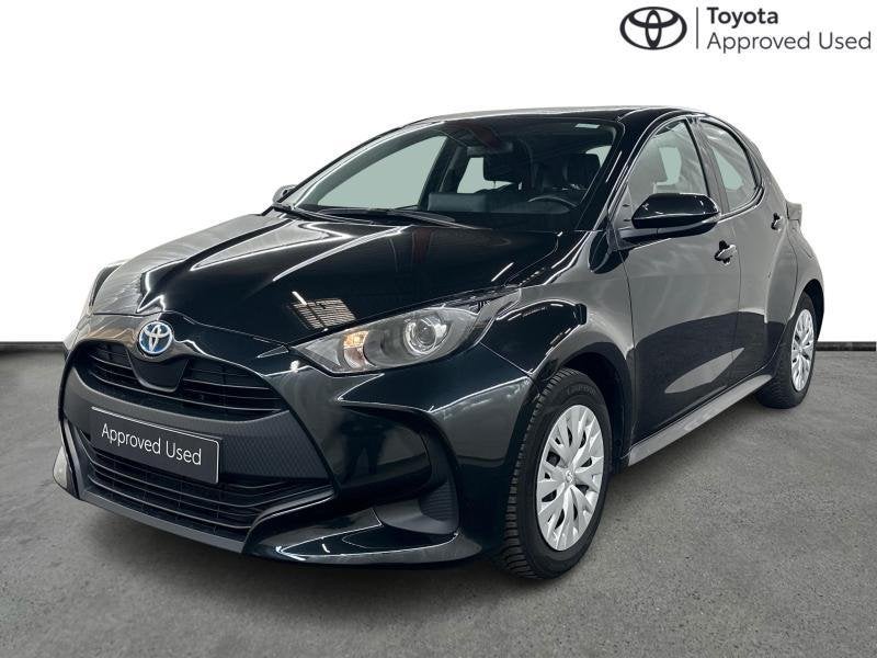 Toyota Yaris Dynamic, Auto's, Toyota, Automaat, https://public.car-pass.be/vhr/b716985c-da9d-4da3-b93d-a0a61168e314, Zwart, 1490 cc
