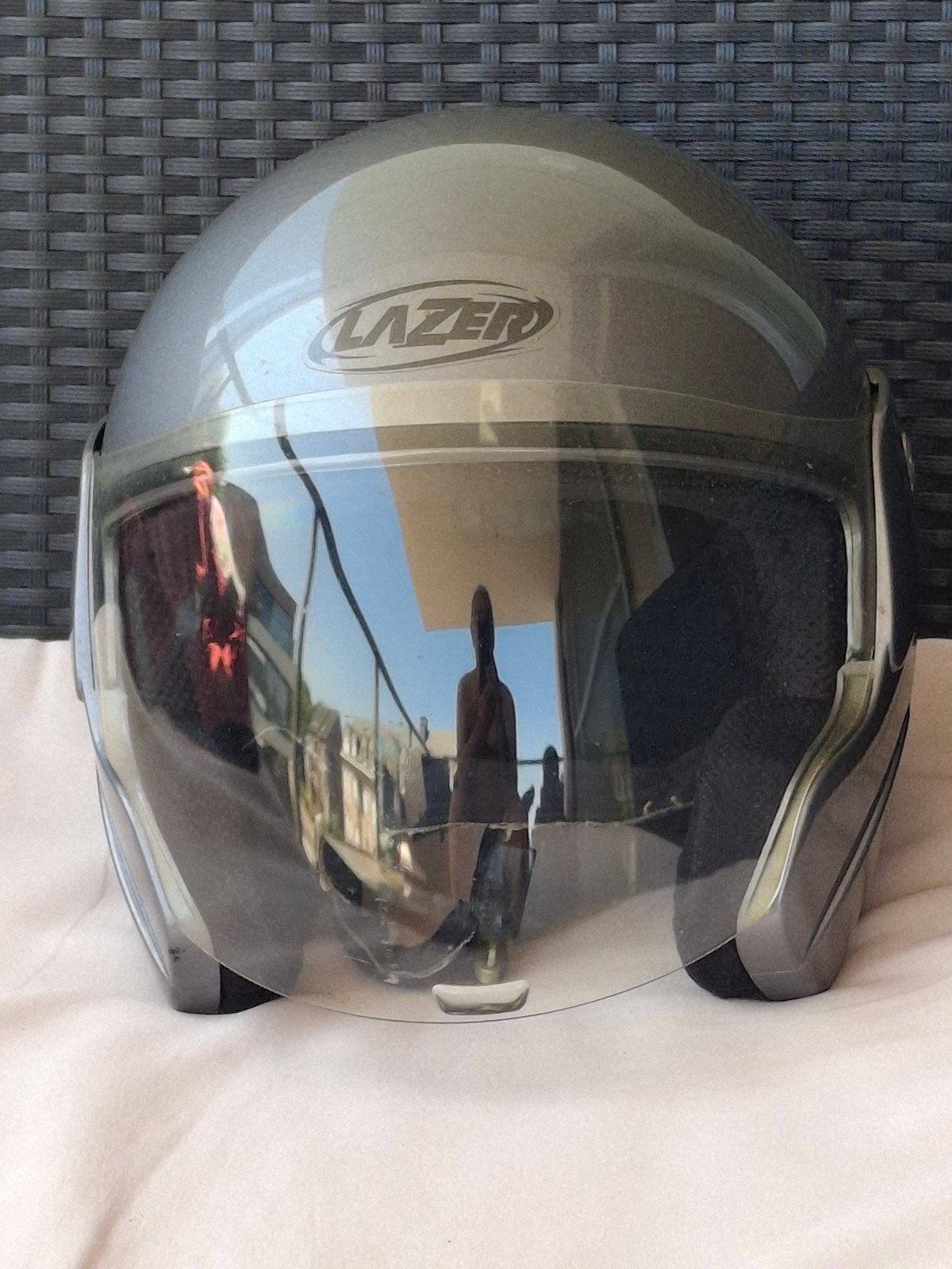 Motorhelm heren, merk Lazer, maat 61, in perfecte staat, Fietsen en Brommers, Brommerhelmen, Ophalen
