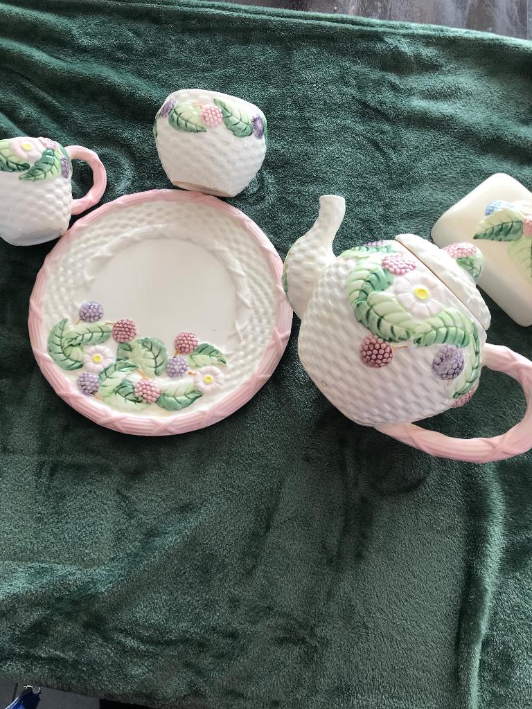 Theeservies van BARBOTINE  voor verzamelaars, Antiek en Kunst, Ophalen of Verzenden