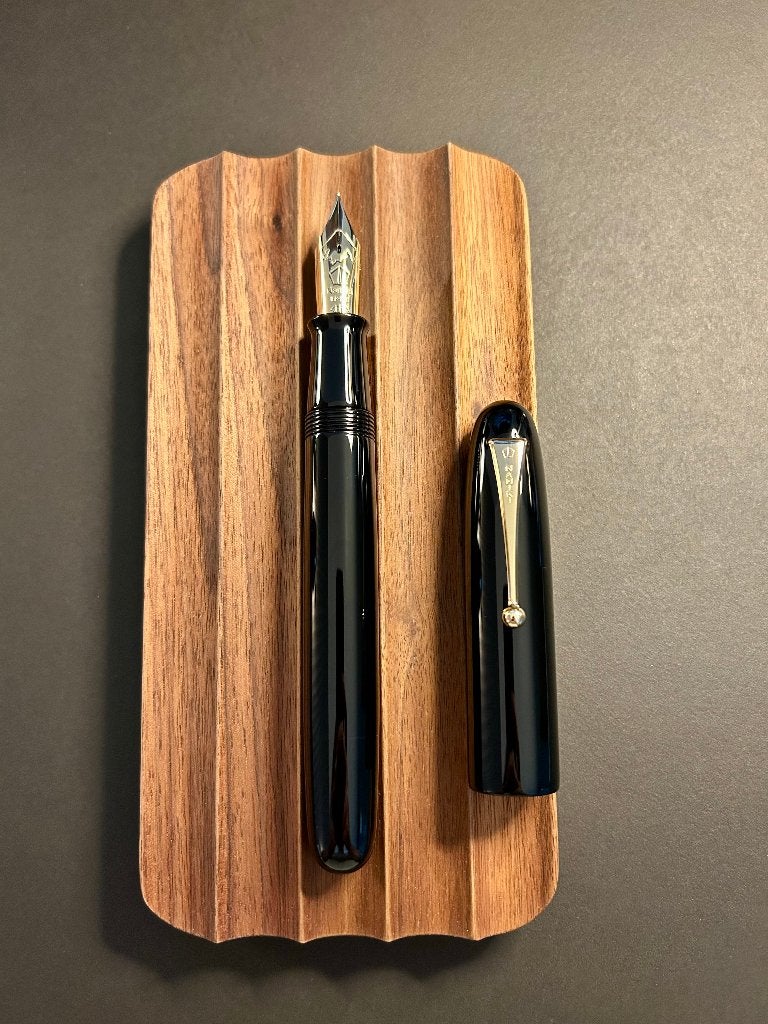 Namiki N50 Emperor Urushi Black (FM), Verzamelen, Pennenverzamelingen, Overige merken, Ophalen of Verzenden, Zo goed als nieuw