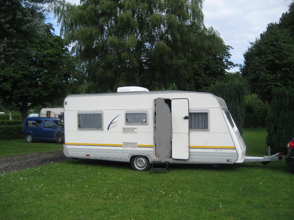 Caravane burstner 490 TK, Caravans en Kamperen, Caravans, Particulier, tot en met 4, 1000 - 1250 kg, Standaardzit, Bürstner, 2 aparte bedden