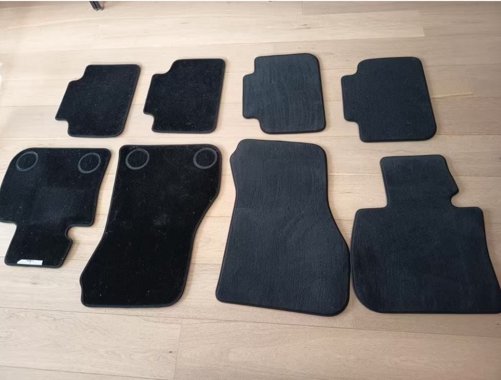 8 nieuwe BMW X1 fluwelen vloerkleden, Auto diversen, Automatten, Ophalen, Nieuw
