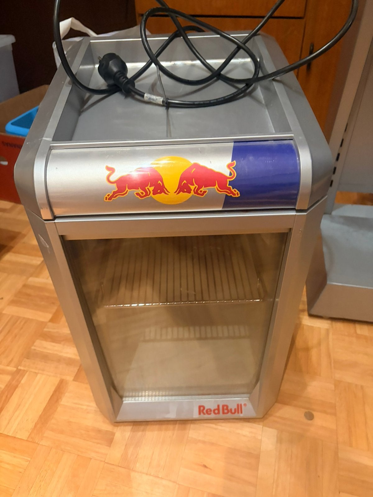 Mini frigo redbull en metalen rek redbull, Electroménager, Moins de 75 litres, Enlèvement, Utilisé, Sans bac à congélation