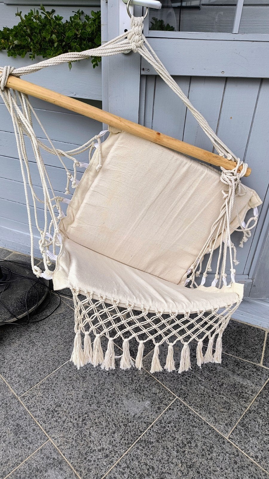 Hangstoel boom, Ophalen