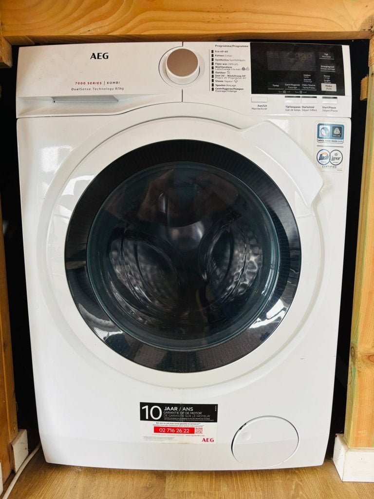 Lave-linge, Electroménager, 1200 à 1600 tours, 6 à 8 kg, 85 à 90 cm, Comme neuf