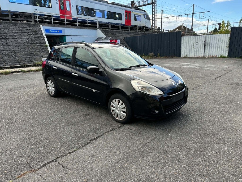 Renault Clio 2010 1.5 DCi + airco, Autos, 5 portes, Particulier, Noir, Conduite autonome