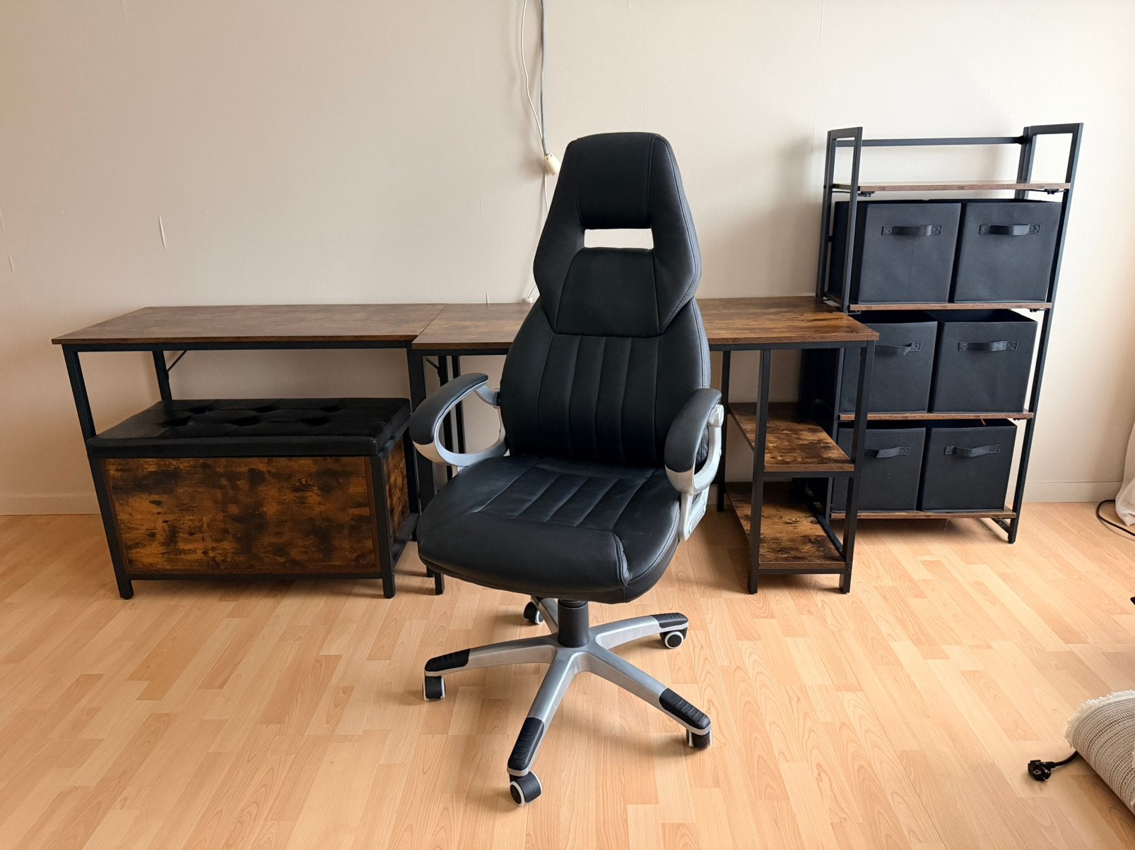 Fauteuil de bureau en cuir noir, Comme neuf, Enlèvement, Chaise de bureau, Ergonomique
