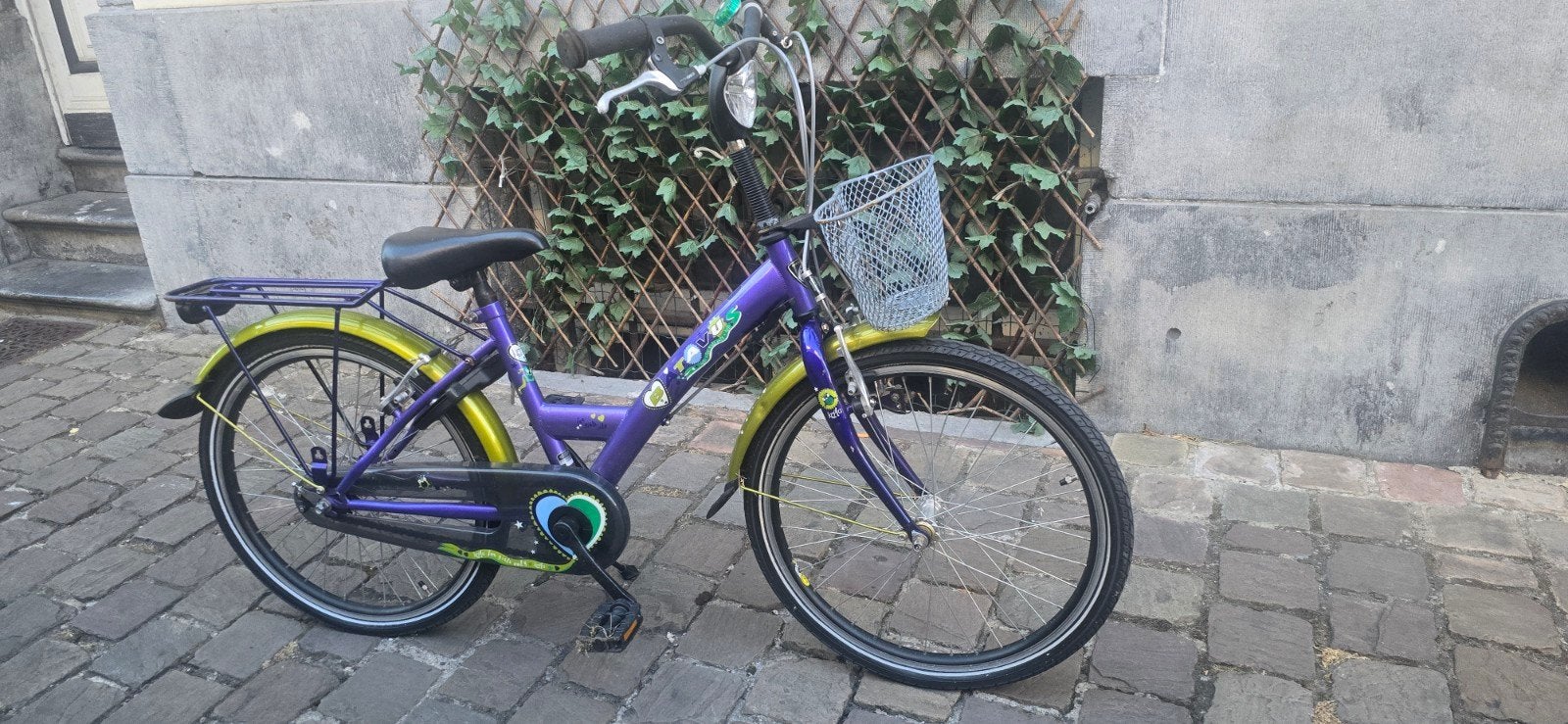 Velo enfant 6 a 10 ans garcon ou fille,, comme neuf, 6 vit, Comme neuf, 20 pouces ou plus, Batavus