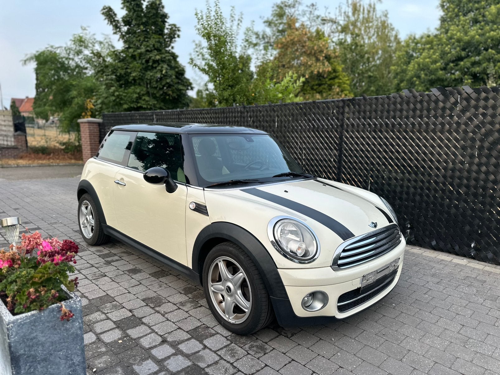 Zeer goed onderhouden mini cooper 1.6D topstaat gekeurd vv!, Auto's, Mini, Diesel, Particulier, Cooper, Euro 4