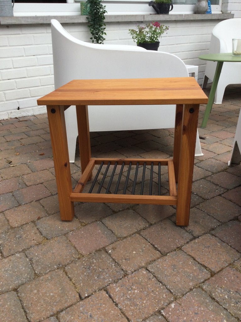 Petite table pour terrasse ou jardin, Enlèvement, Comme neuf