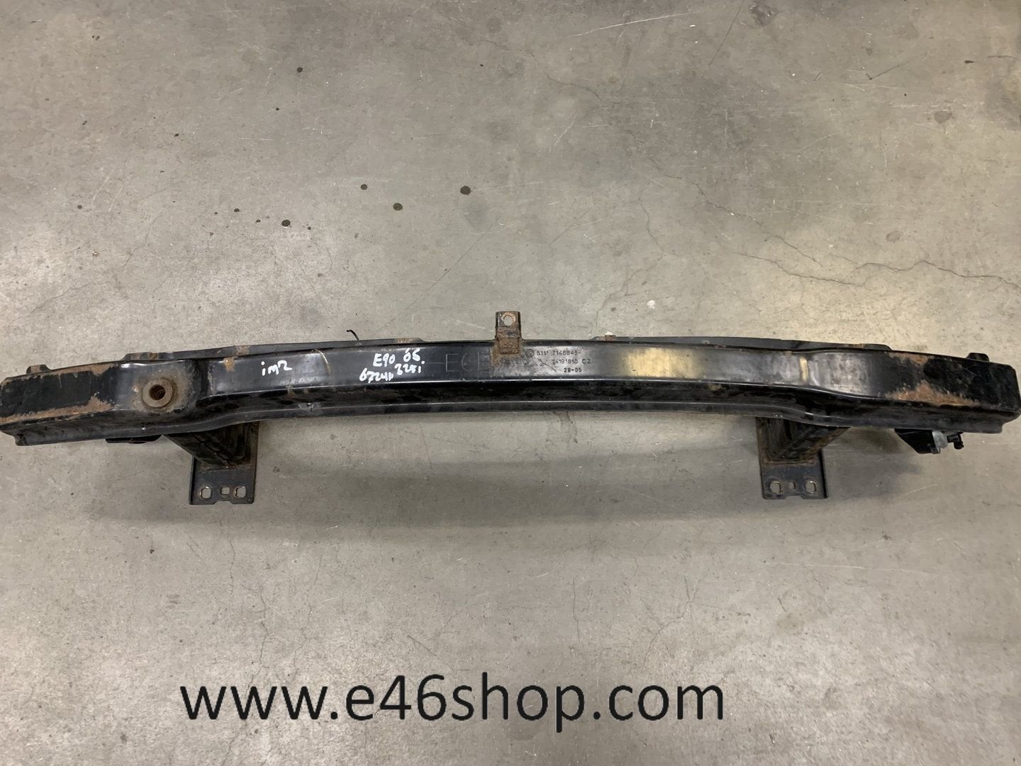 BUMPERBALK VOORKANT BMW E90 E91 OE 7146645, -, Utilisé, -, Enlèvement ou Envoi