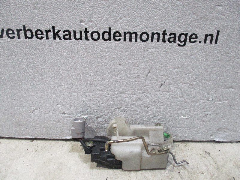 SERRURE DE PORTE AVANT GAUCHE Toyota Celica (T20), Autos : Pièces & Accessoires, Carrosserie & Tôlerie, Kundenbetreuung@toyota.de
